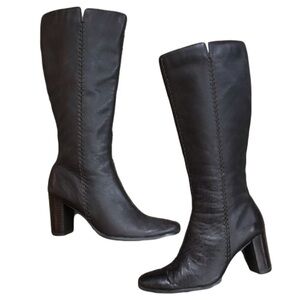 Coldwater Creek heeled Leather whipstitched zipper boots size 6.5